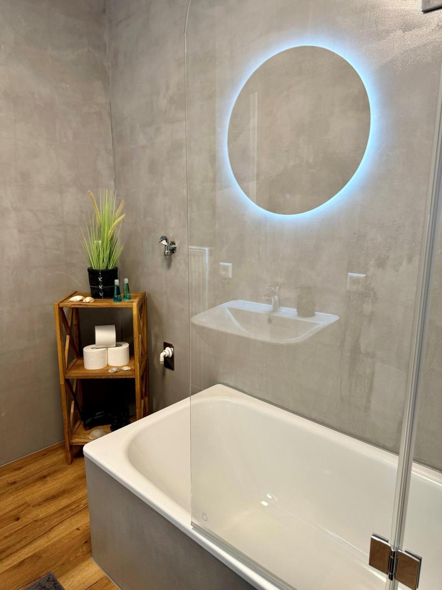 Traumhafte Wohnung Am Stadtbrunnen Der Altstadt 퓔렌도르프 외부 사진